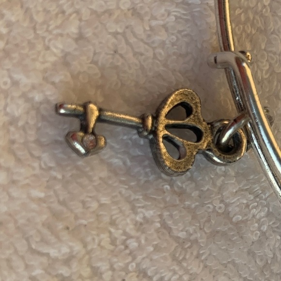 Alex and Ani Crystal Accent Key Charm Bracelet Silver Finish 2”- 3.5” - Picture 3 of 4
